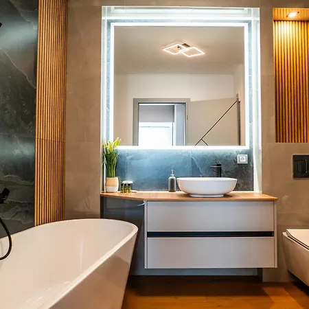 Elite Luxury Crib Apartman