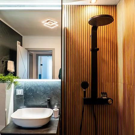 Apartment Elite Luxury Crib